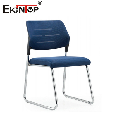 Cadeira de treinamento de estrutura de metal com almofada de assento de esponja para estudantes