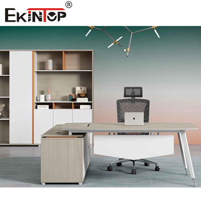 Mesa de escritório de estilo novo design com pernas de metal