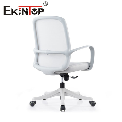 Bens ergonômicos da cadeira moderna do computador de Officeworks confortáveis