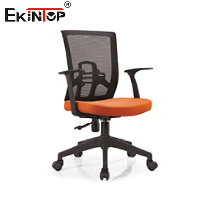 Cadeira preta de Gray High Back Mesh Office para a mesa com rodas