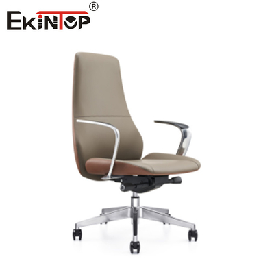 Altura ajustável Cadeira de escritório castanho Lounge Material de couro Estilo simples