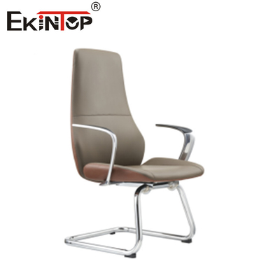 Altura ajustável Cadeira de escritório castanho Lounge Material de couro Estilo simples