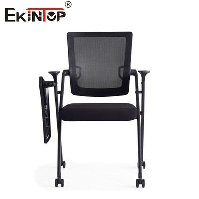 Cadeira de treino de plástico leve com estrutura de metal empilhável