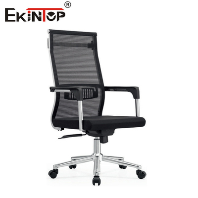 Cadeira de escritório de malha curva ergonômica com estrutura de metal e apoios de braço