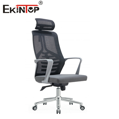 Cadeira de escritório ergonômica de malha cinzenta com altura e giro ajustáveis