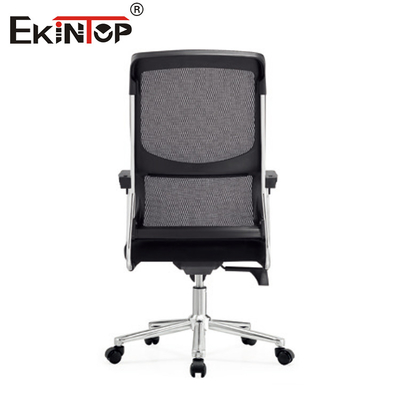 Cadeira de escritório ergonômica de malha preta estilo moderno tamanho padrão