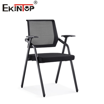 Cadeira de treino ergonômica com material respirável para aprendizagem
