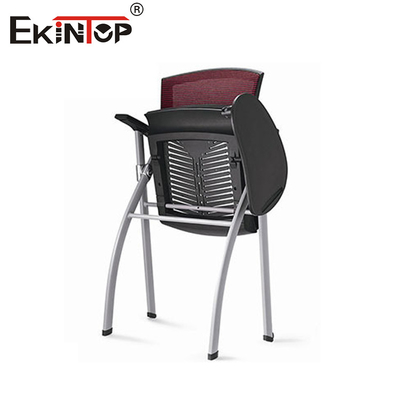 Cadeira de treino com apoio de braço dobrável e material de malha para escolas