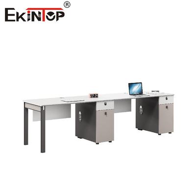 Estação de trabalho de escritório modular de estilo contemporâneo de vários assentos com telas de privacidade