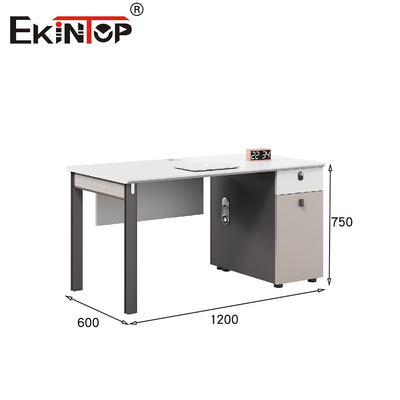 Preço de desconto Estação de trabalho de escritório de estilo comercial com pernas de metal