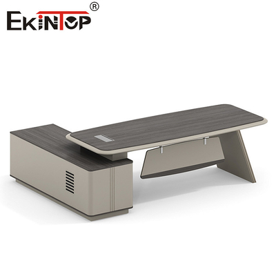 Mesa de escritório em forma de L com armário de armazenamento