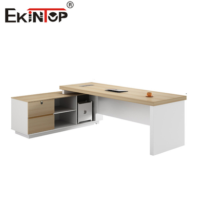 Mesa de escritório em estilo de madeira maciça em forma de L Todos os escritórios modernos Personalização Espaço de escritório