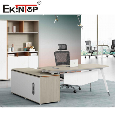 Mesa de escritório de estilo novo design com pernas de metal