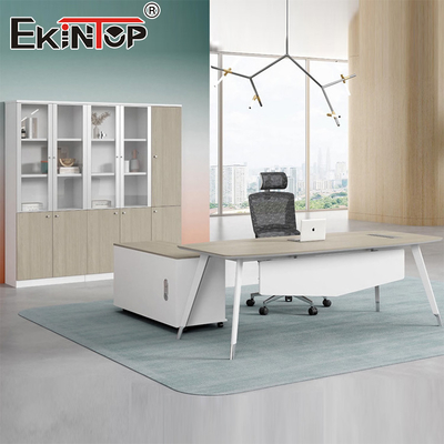 Mobiliário de escritório modular de estilo industrial moderno