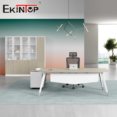 Mobiliário de escritório modular de estilo industrial moderno