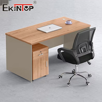 Design de mesa de escritório de pessoal de madeira Mesa de escritório modular Mobiliário de escritório