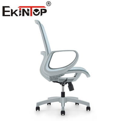 Cadeira de escritório executiva ergonômica giratória moderna e confortável com base de nylon e encosto em tela